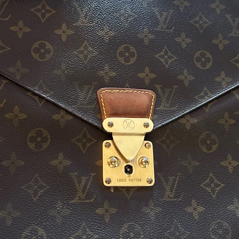 Louis Vuitton Serviette Conseiller Monogram Business Bag 💼